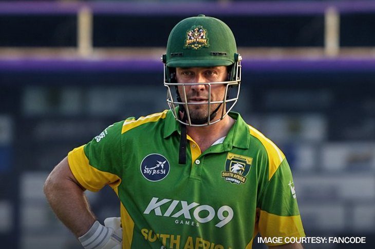 Richard Levi and AB de Villiers celebrate during South Africa's dominant win over West Indies